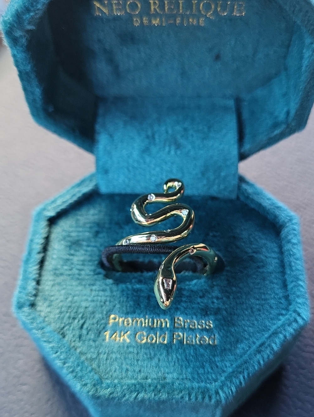 NEO RELIQUE 14K Gold Plated Snake Gem Detailed Ring in Teal Box Size 8